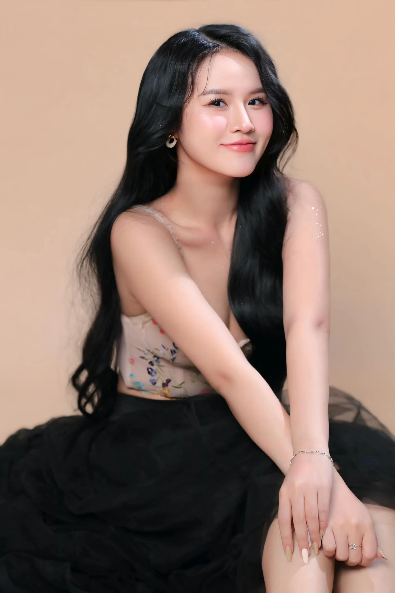 Đoàn Ngọc Hiếu Nhi Cực Dễ Thương Trong Bộ Váy Mới 2