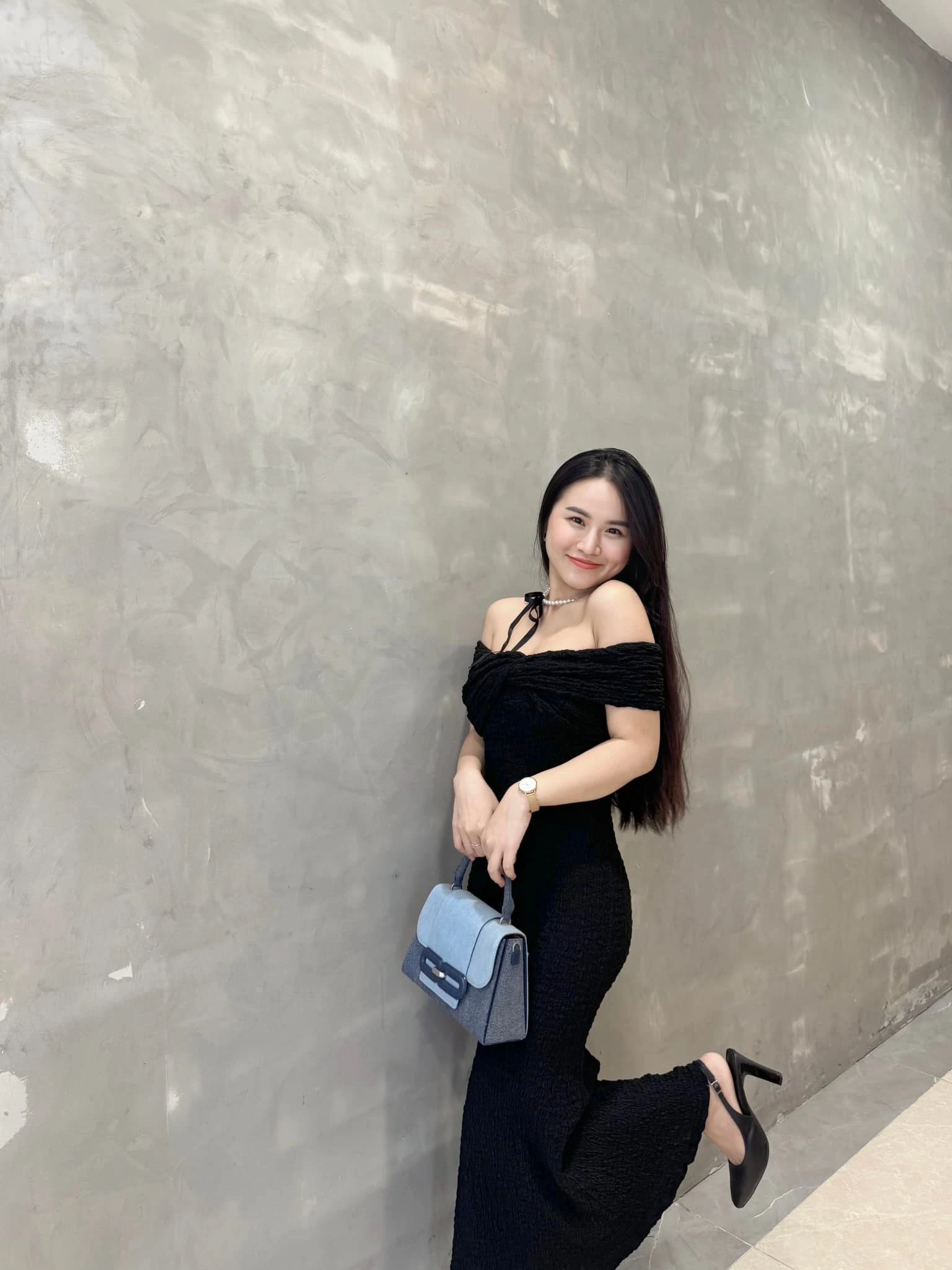 Đoàn Ngọc Hiếu Nhi Cực Dễ Thương Trong Bộ Váy Mới 5