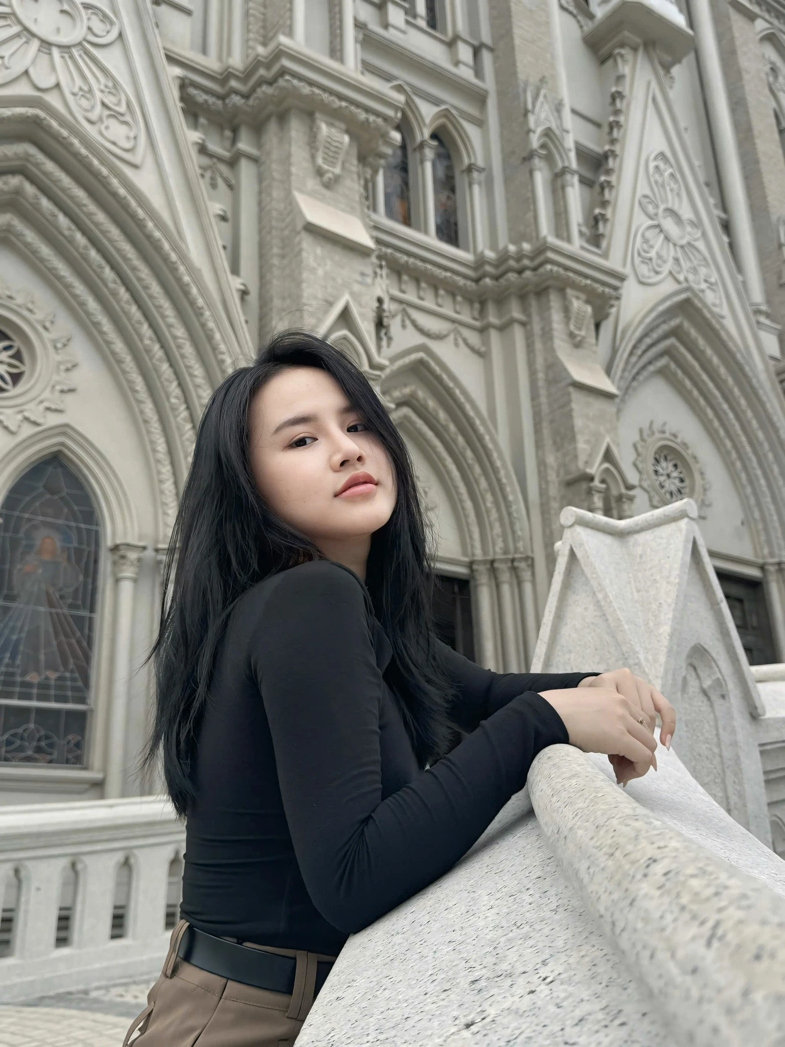 Đoàn Ngọc Hiếu Nhi Cực Dễ Thương Trong Bộ Váy Mới 8