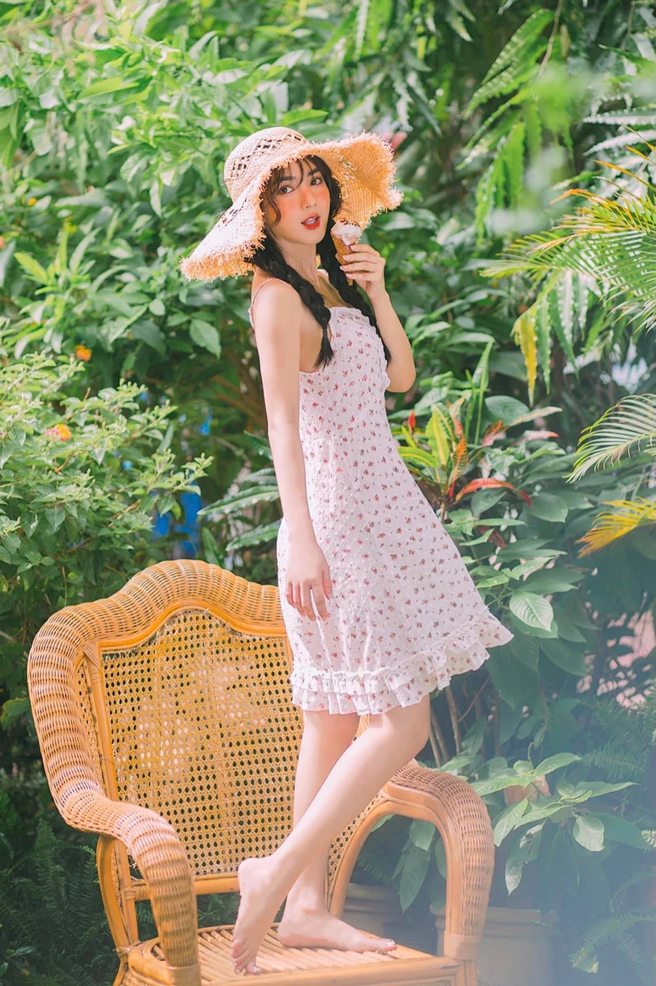 ho-thi-thuy-linh- 4 ho-thi-thuy-linh- 4