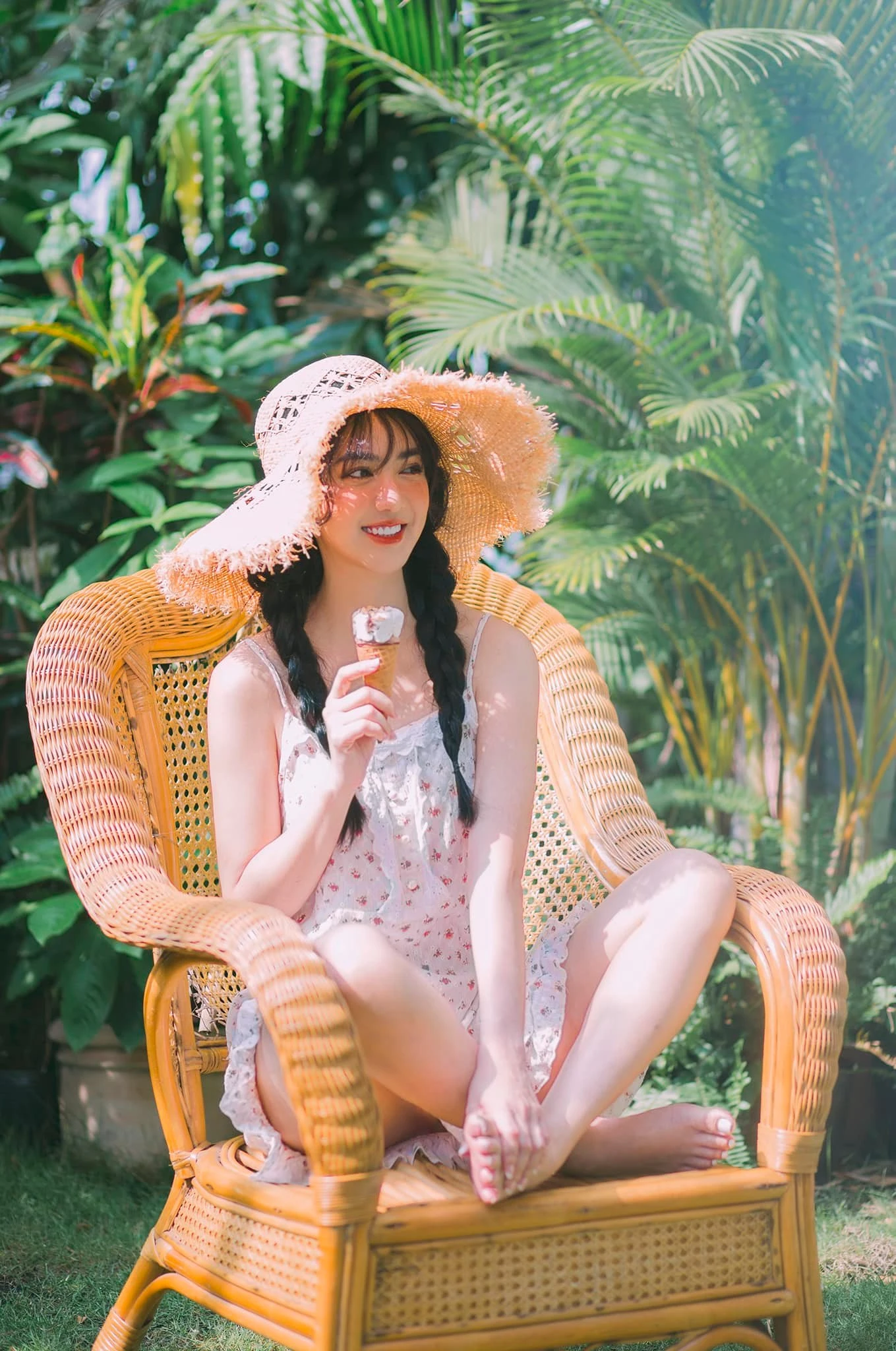ho-thi-thuy-linh- 7 ho-thi-thuy-linh- 7