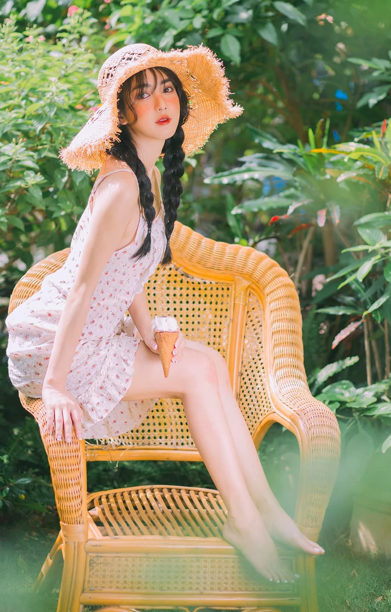 ho-thi-thuy-linh- 8 ho-thi-thuy-linh- 8